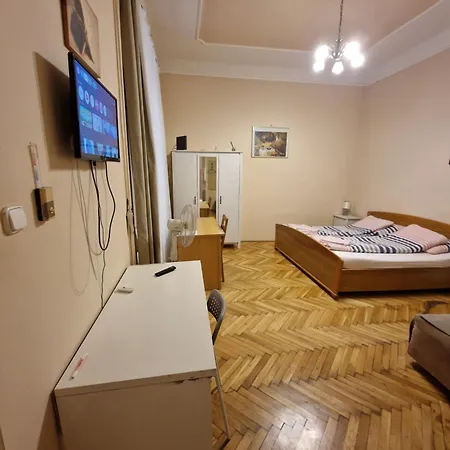 Garibaldi * Budapest